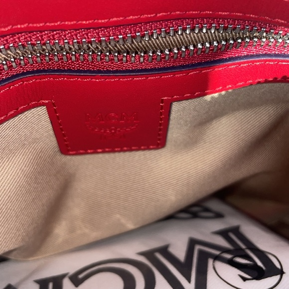 MCM PURSE - Picture 8 of 9